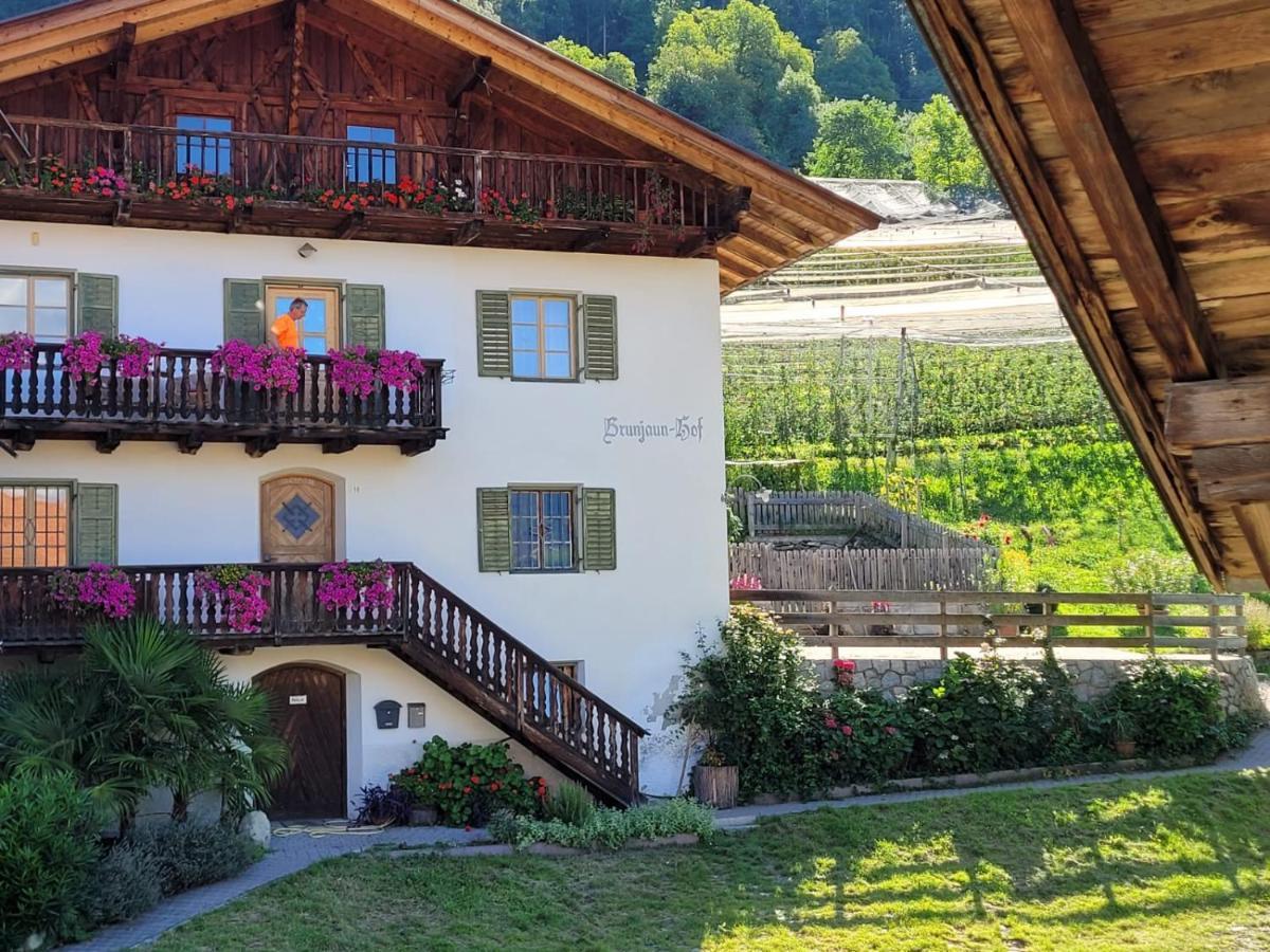 Ferienwohnung Brunjaunhof Schenna Exterior foto